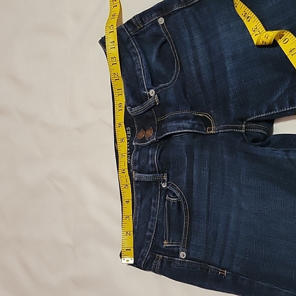 American Eagle Artist crop dark wash mid rise women's size 6 - Picture 2 of 7